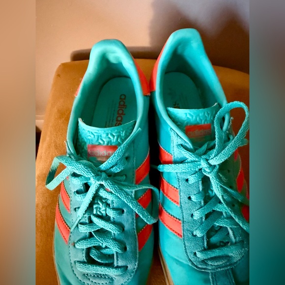 Adidas Gazelle Women's Platform Sneakers - Blue and Pink - Picture 4 of 6